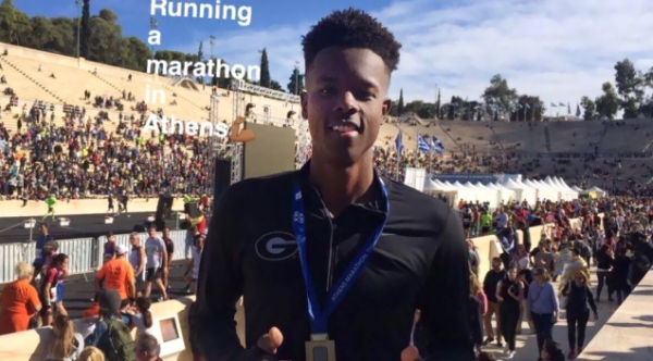 Joshua from USA (Student of the European Master) runs at the authentic marathon of Athens!